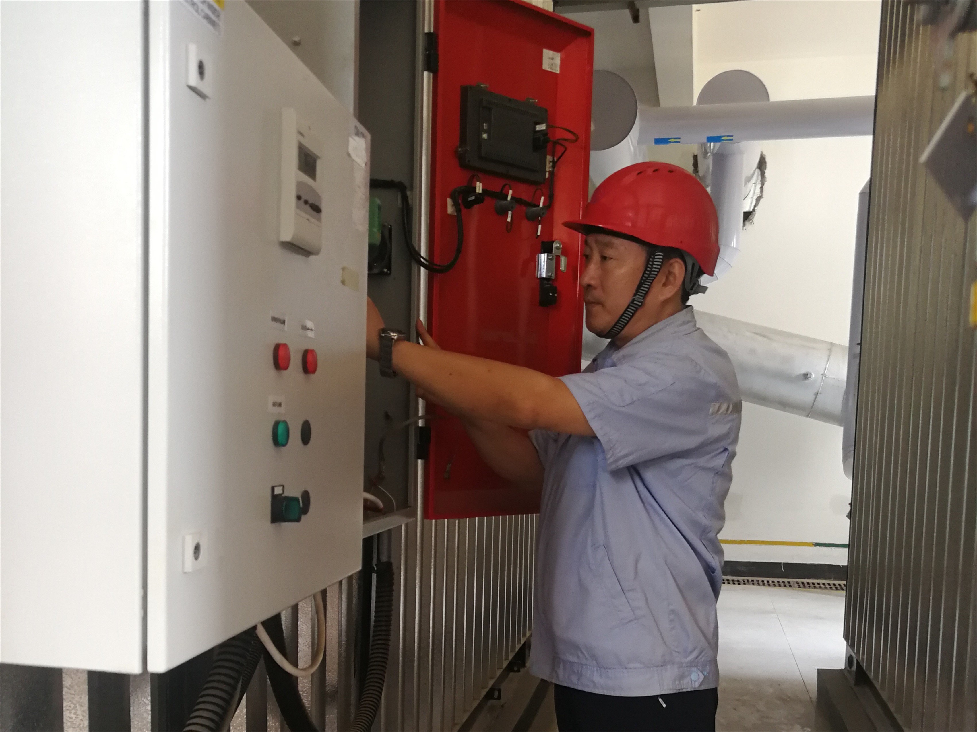 鉴黑担保网(jhdbw)·最具权威唯一维权担保平台