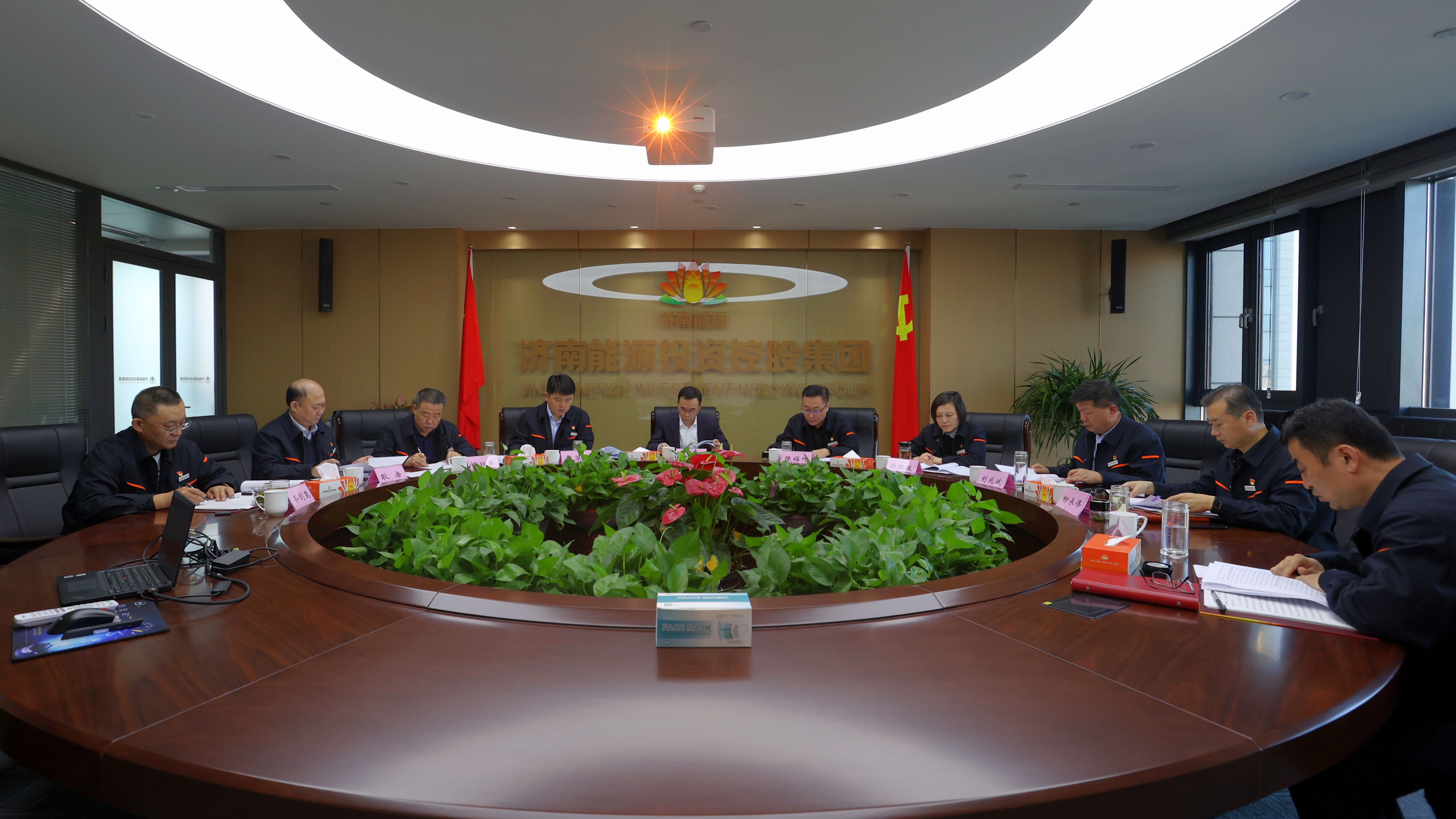 鉴黑担保网(jhdbw)·最具权威唯一维权担保平台