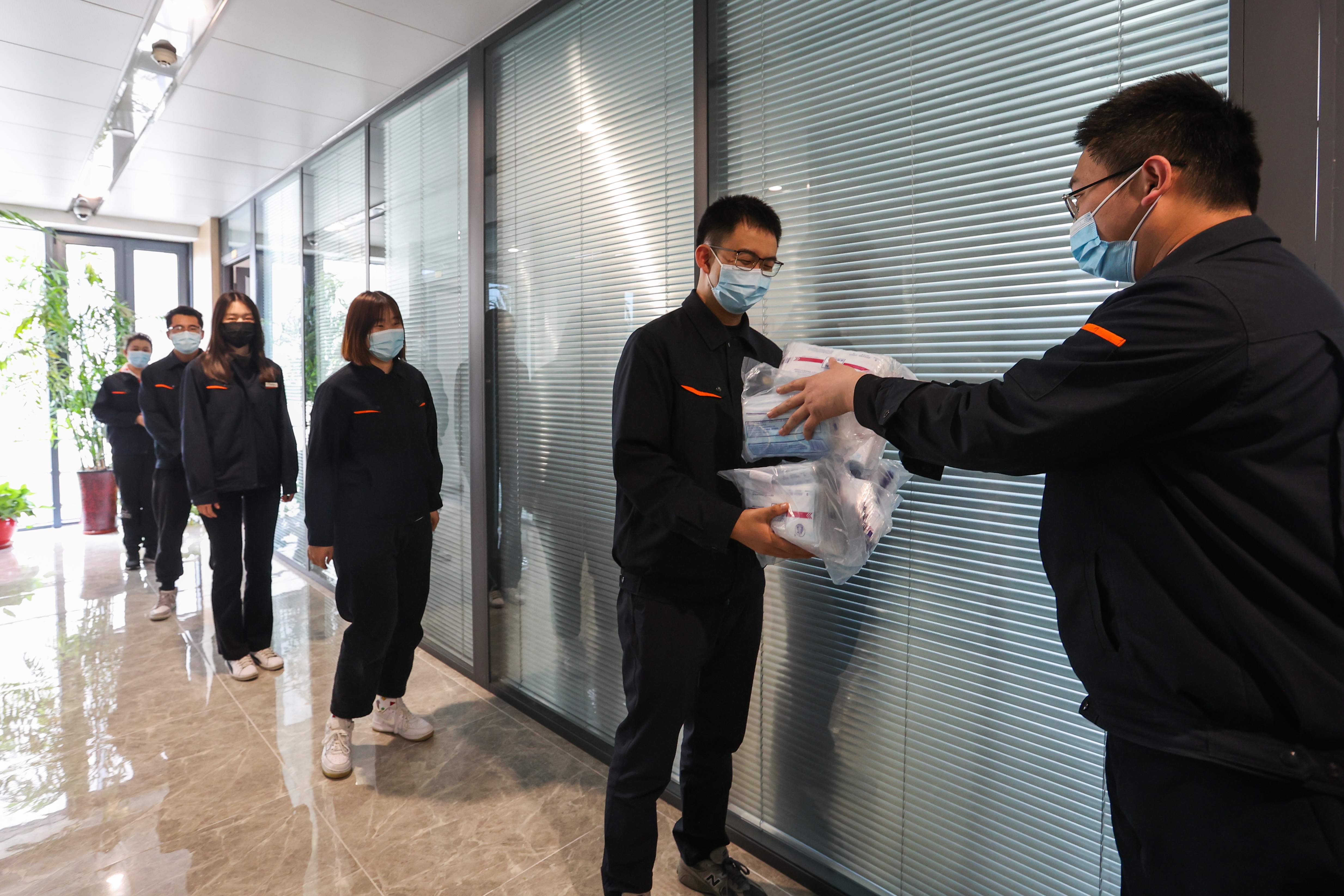 鉴黑担保网(jhdbw)·最具权威唯一维权担保平台