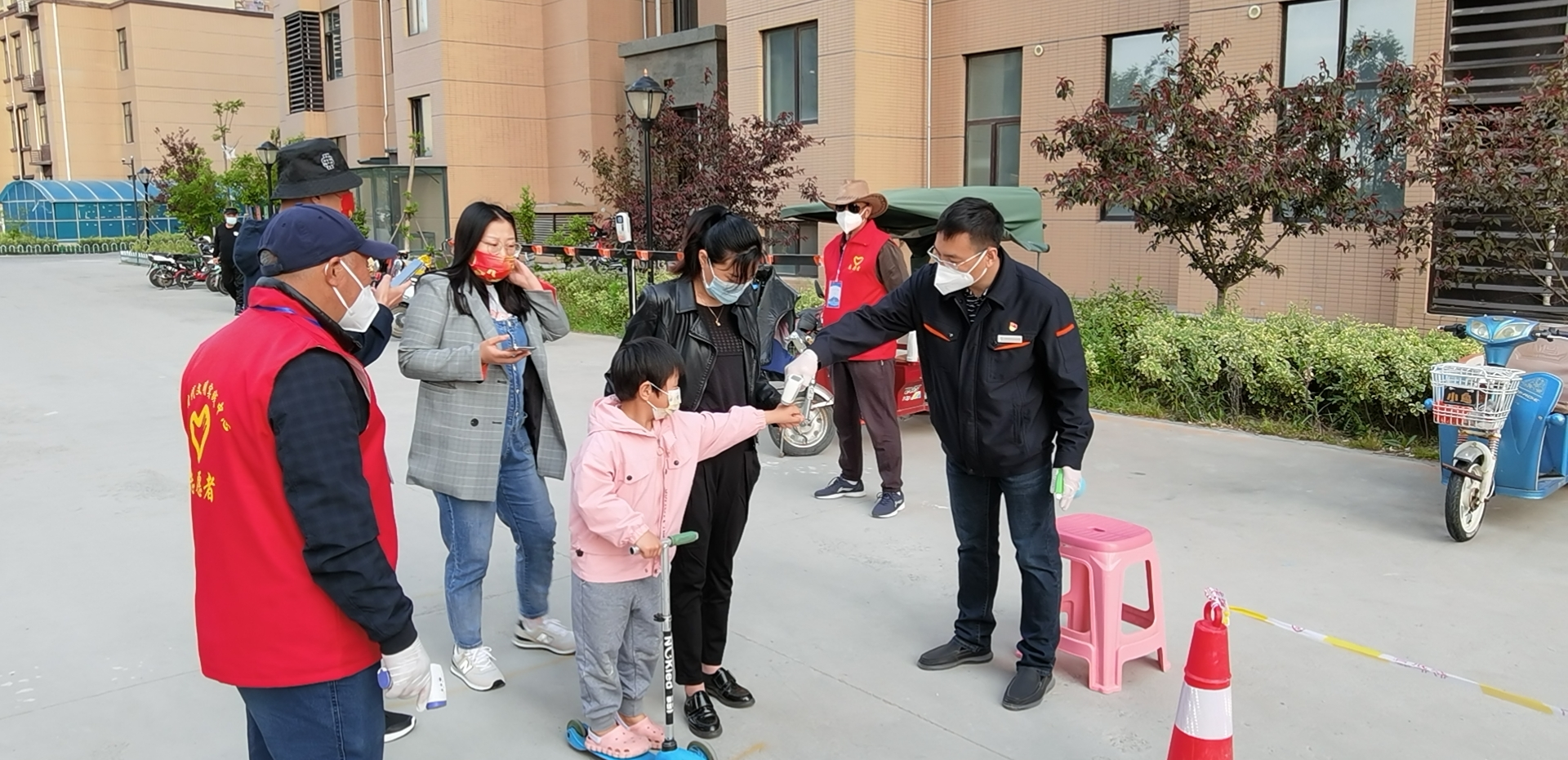 鉴黑担保网(jhdbw)·最具权威唯一维权担保平台