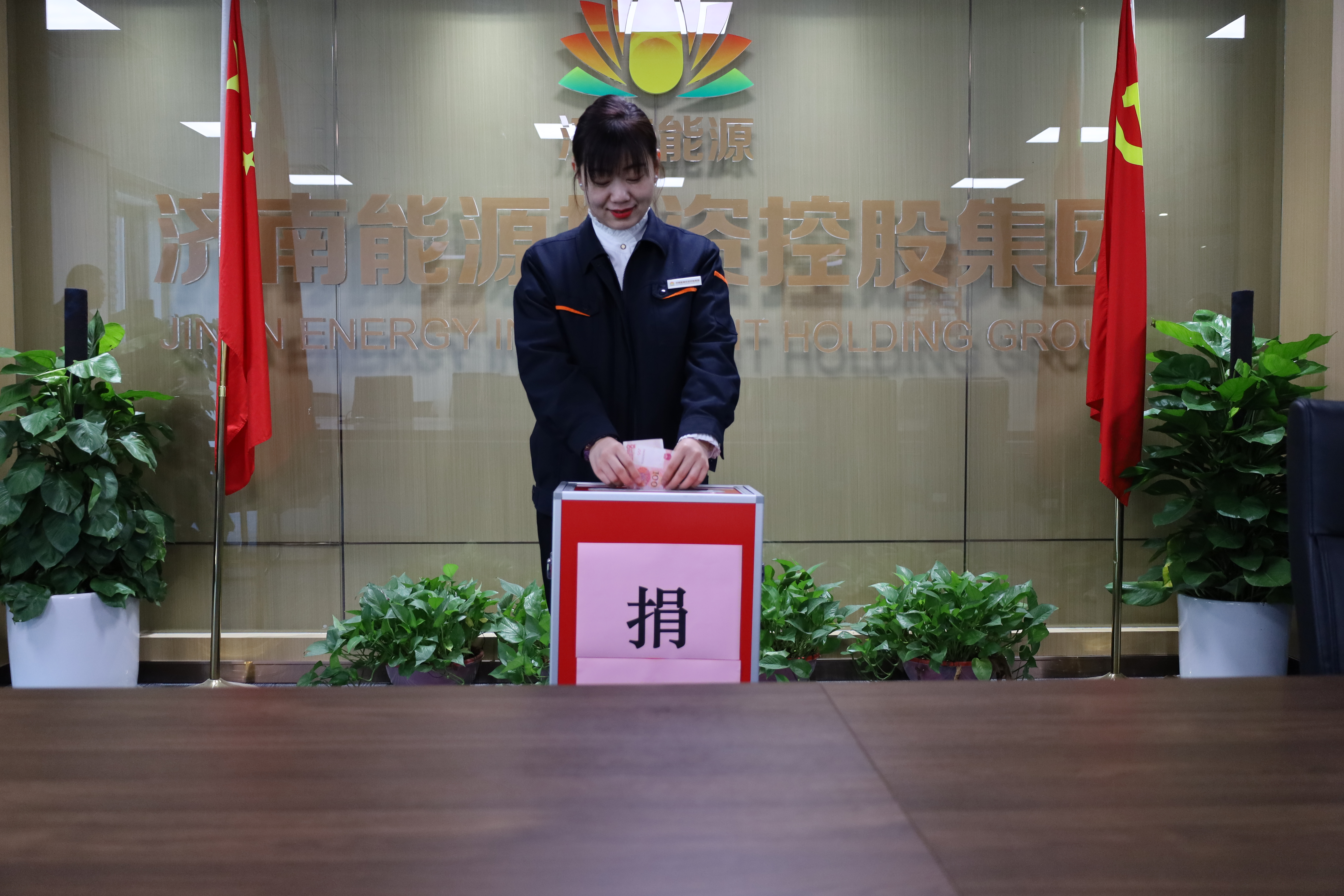 鉴黑担保网(jhdbw)·最具权威唯一维权担保平台