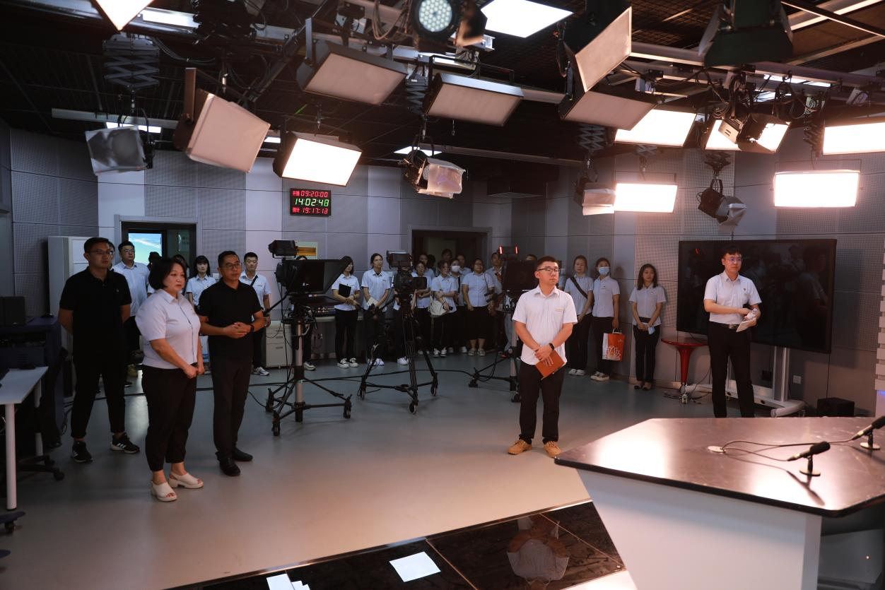 鉴黑担保网(jhdbw)·最具权威唯一维权担保平台