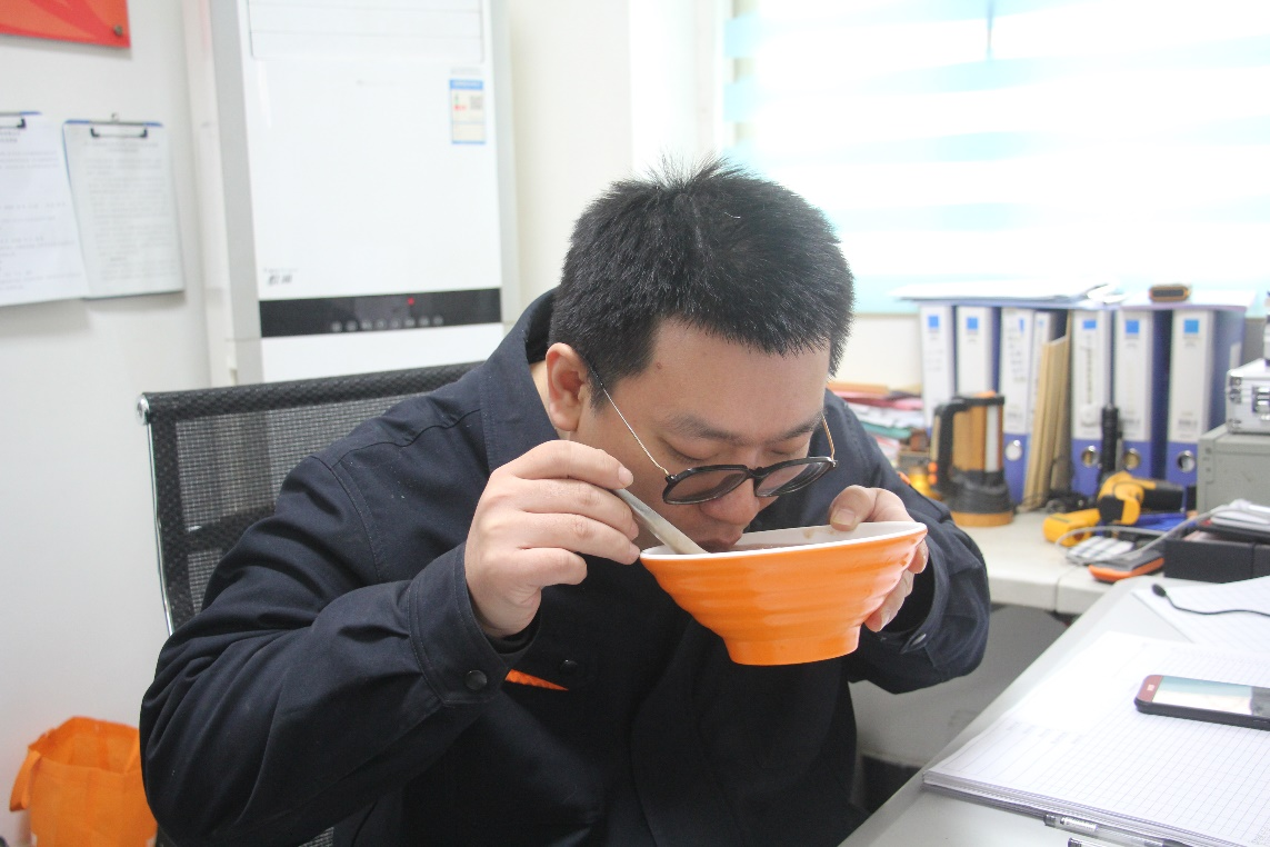 鉴黑担保网(jhdbw)·最具权威唯一维权担保平台