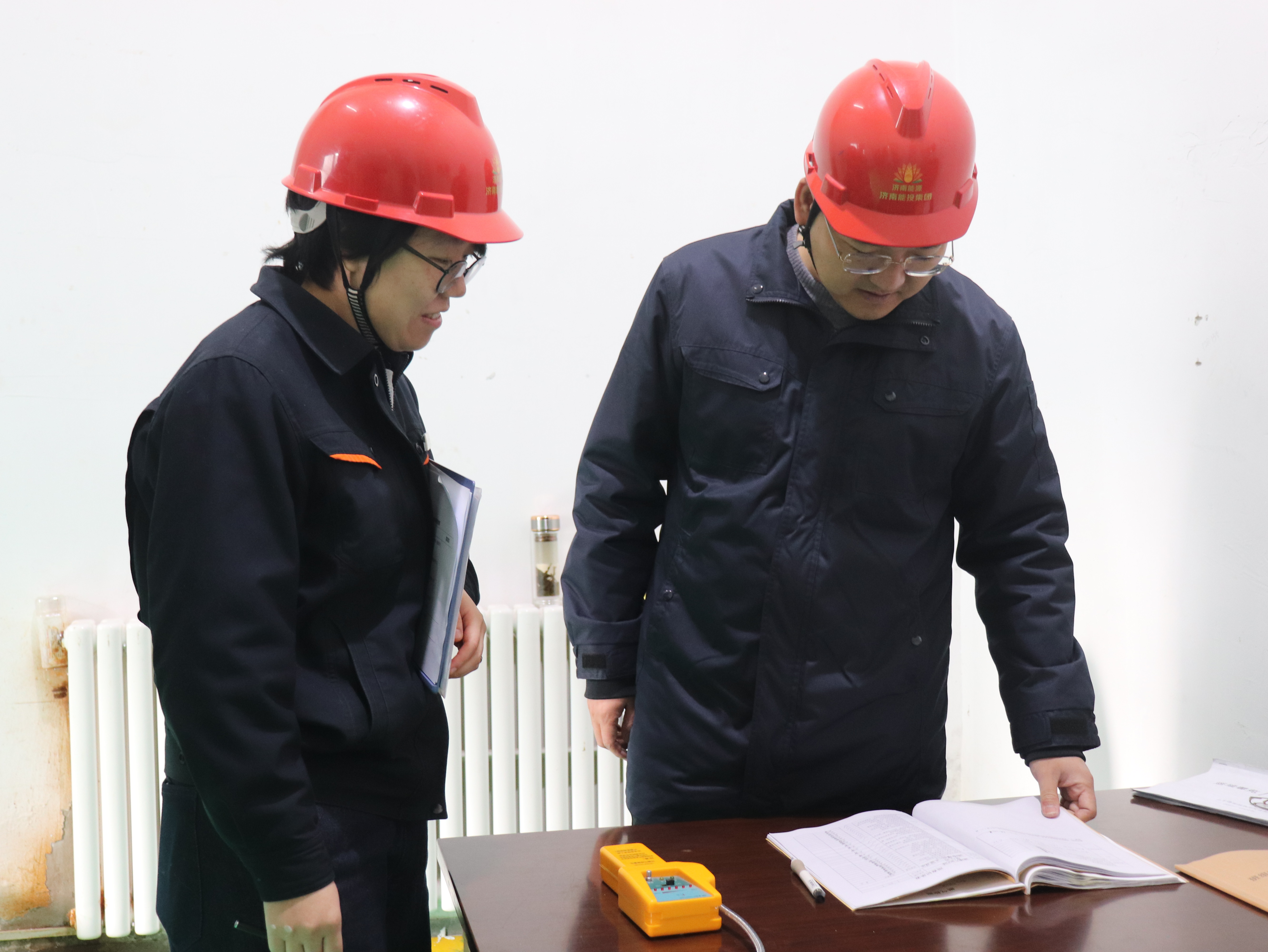 鉴黑担保网(jhdbw)·最具权威唯一维权担保平台