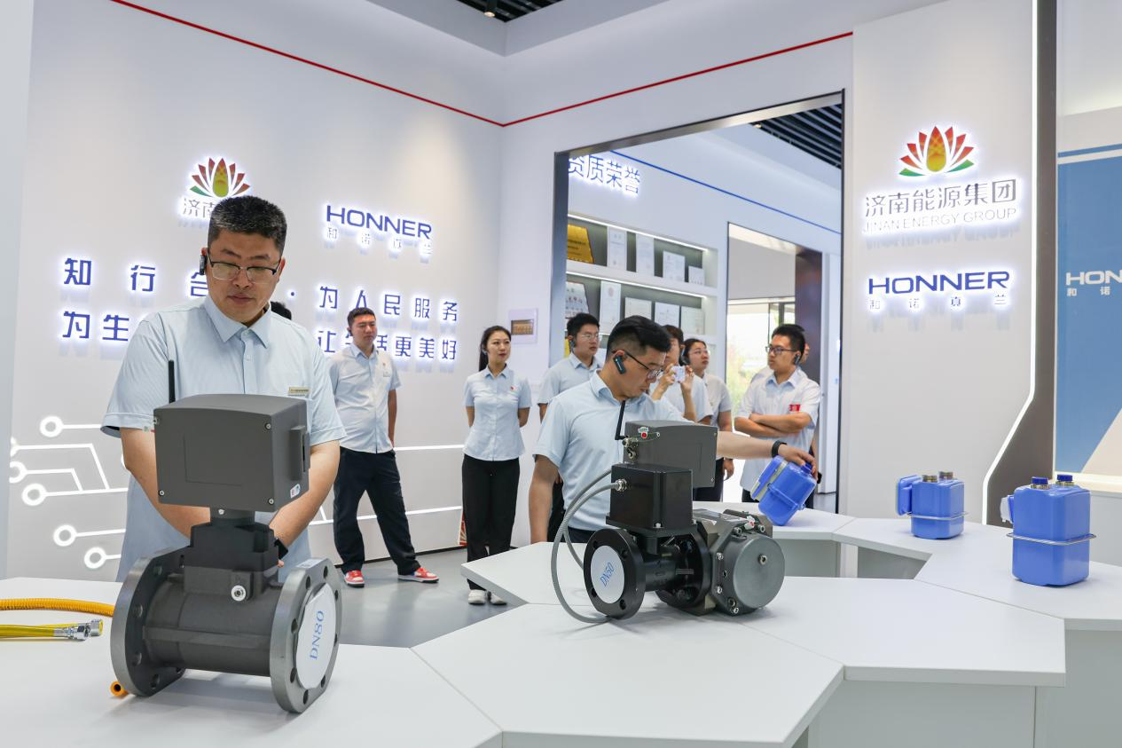 鉴黑担保网(jhdbw)·最具权威唯一维权担保平台