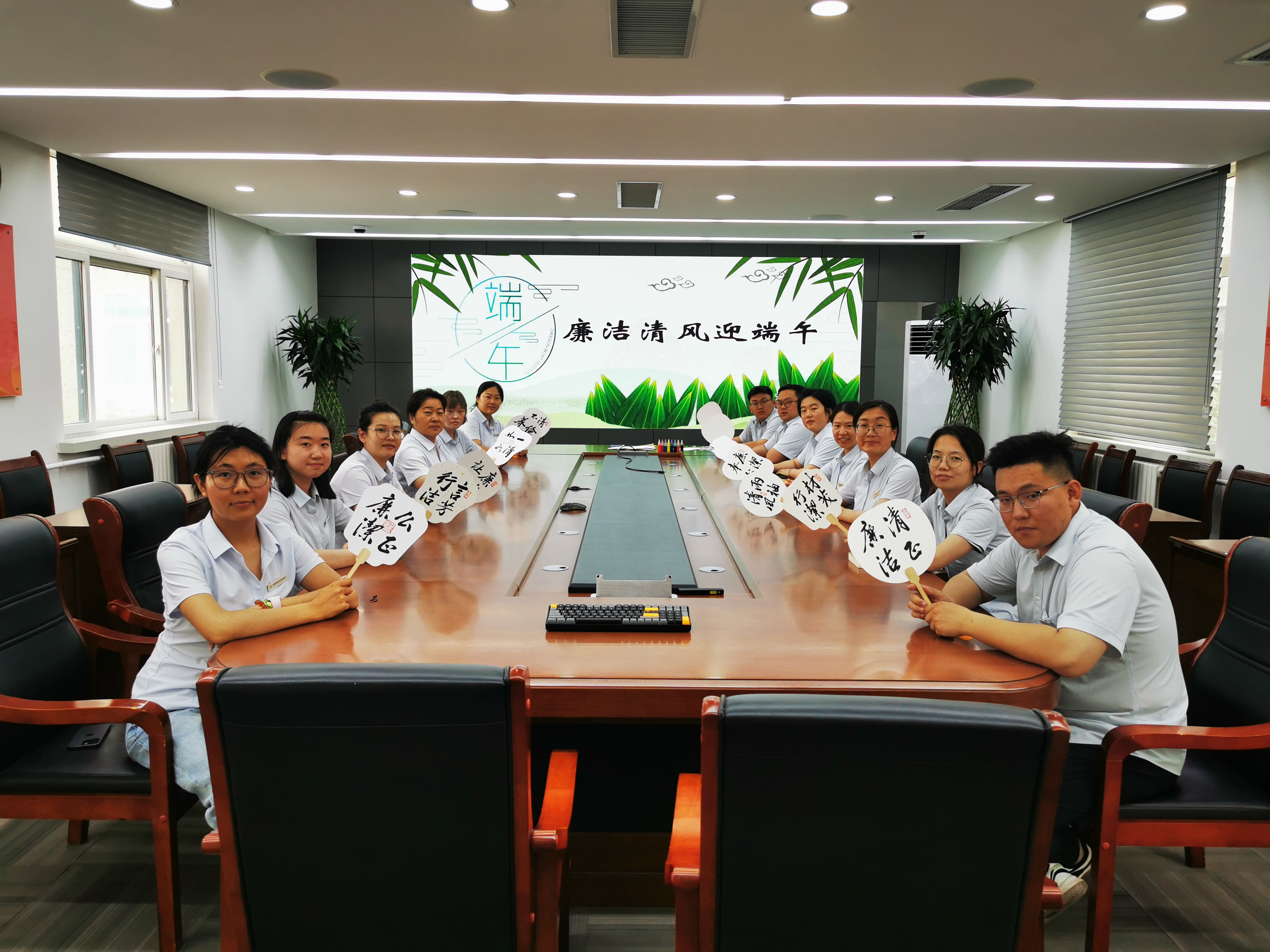 鉴黑担保网(jhdbw)·最具权威唯一维权担保平台