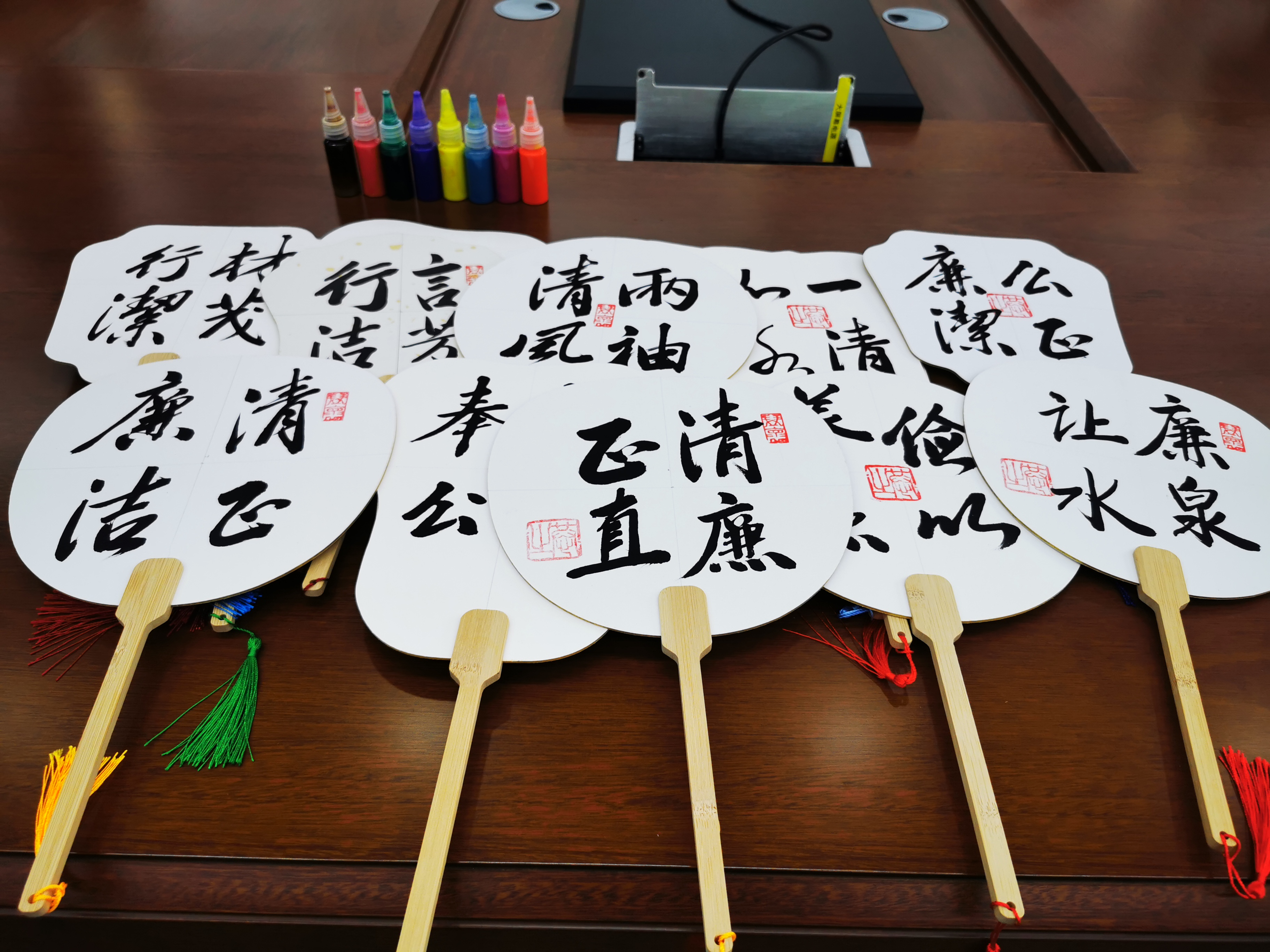 鉴黑担保网(jhdbw)·最具权威唯一维权担保平台