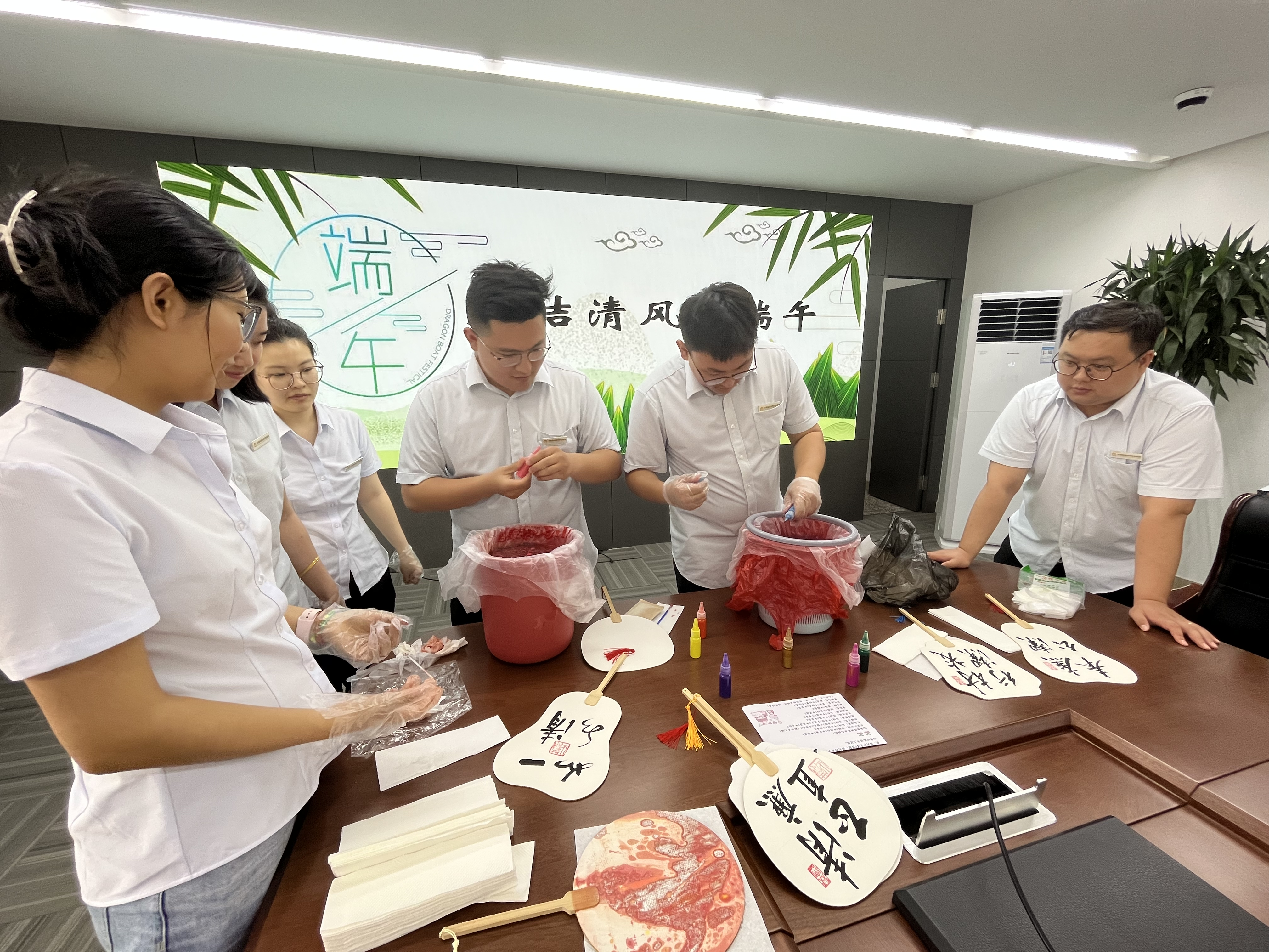 鉴黑担保网(jhdbw)·最具权威唯一维权担保平台