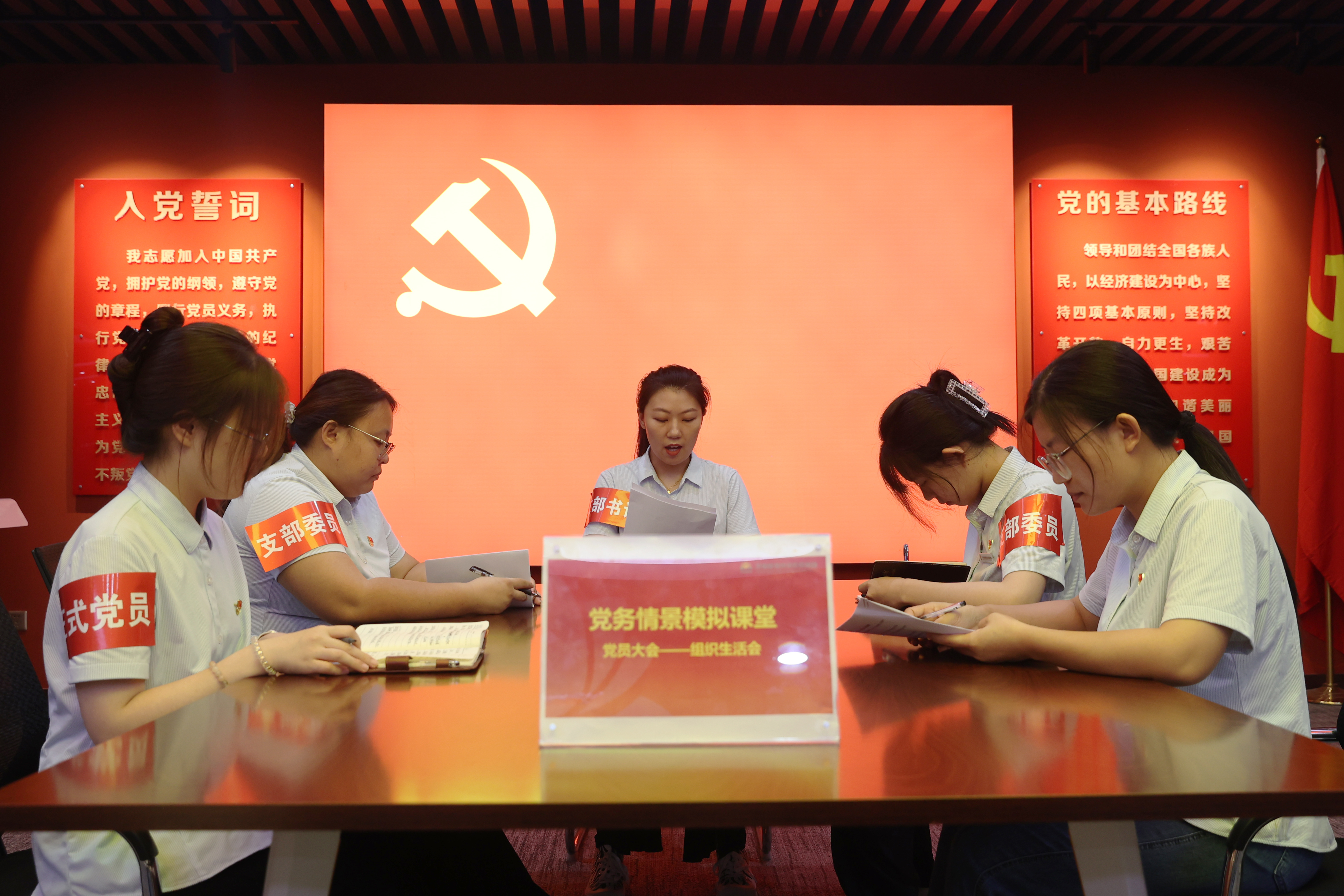 鉴黑担保网(jhdbw)·最具权威唯一维权担保平台