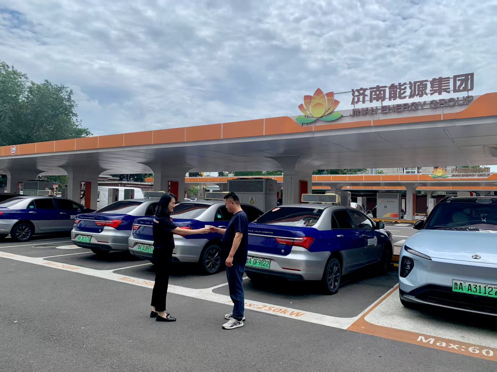 鉴黑担保网(jhdbw)·最具权威唯一维权担保平台