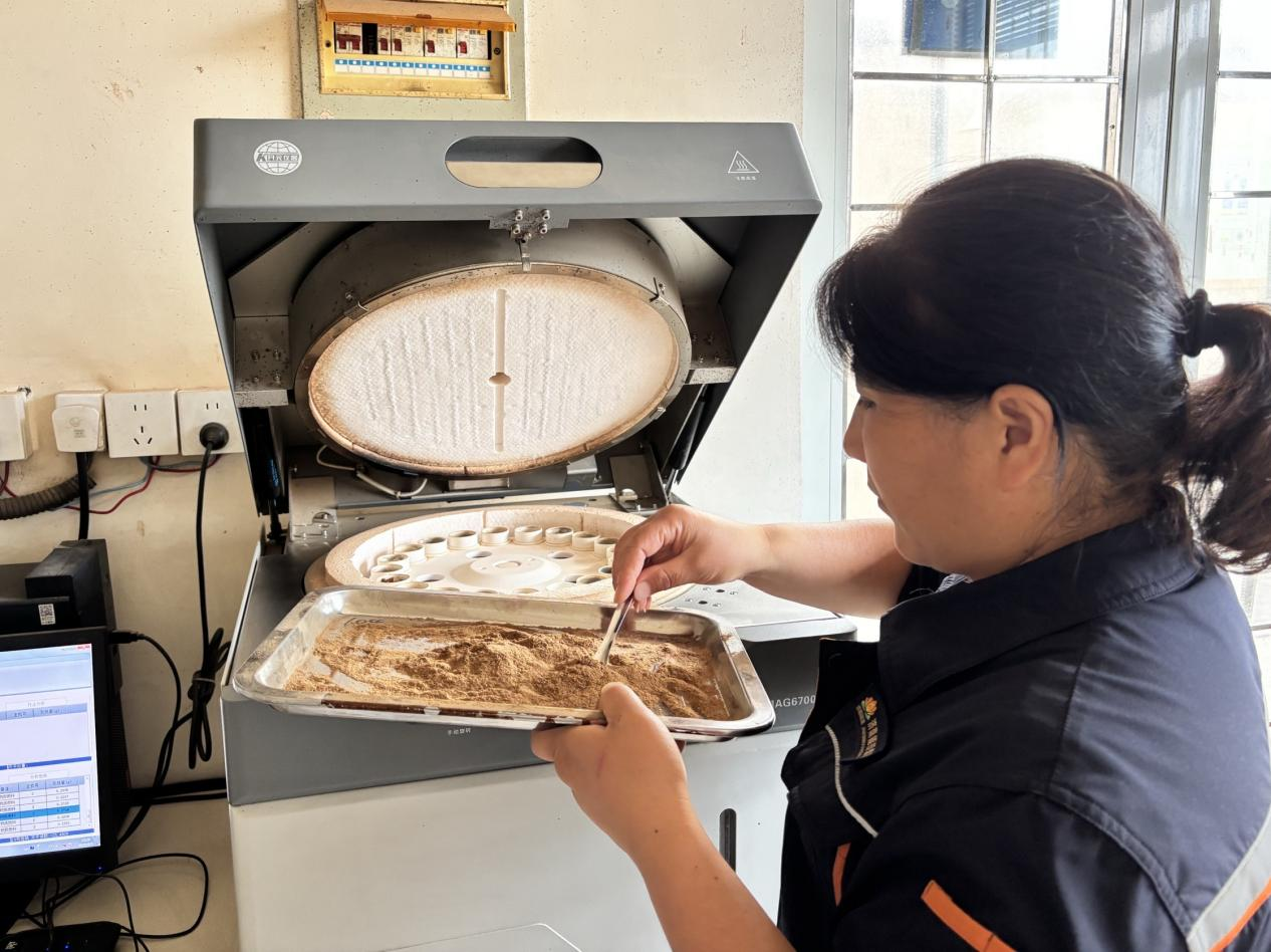 鉴黑担保网(jhdbw)·最具权威唯一维权担保平台