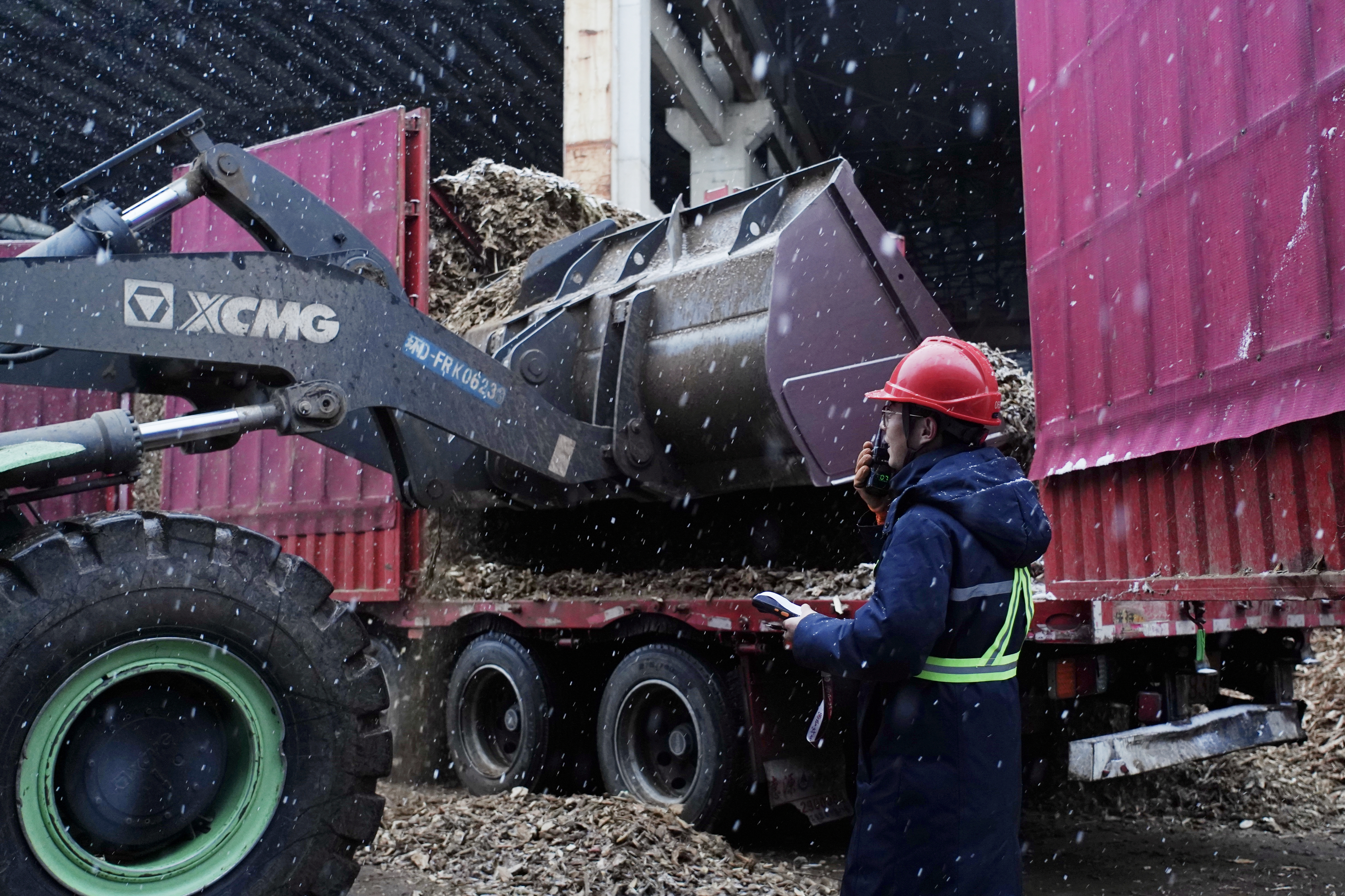 鉴黑担保网(jhdbw)·最具权威唯一维权担保平台