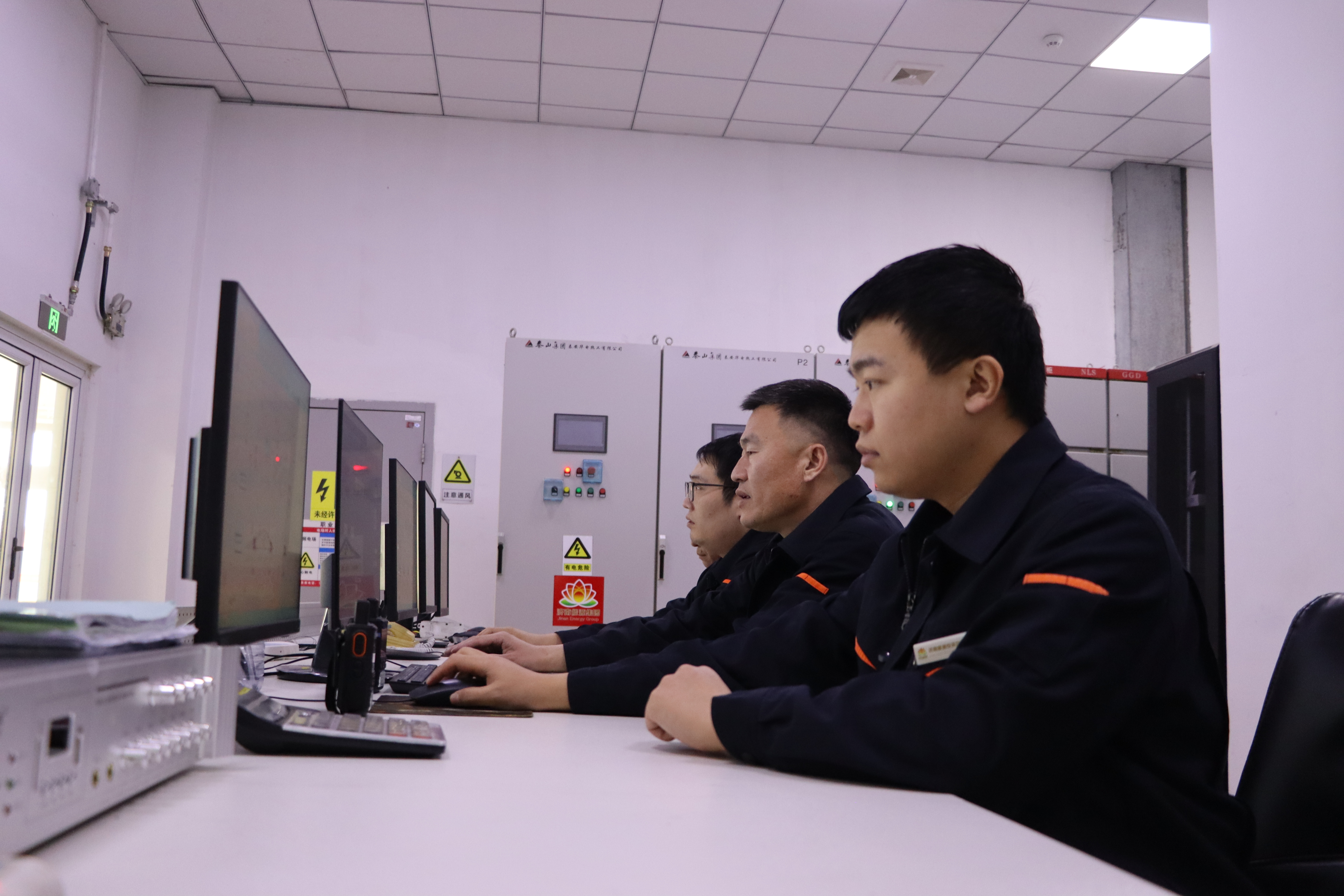 鉴黑担保网(jhdbw)·最具权威唯一维权担保平台