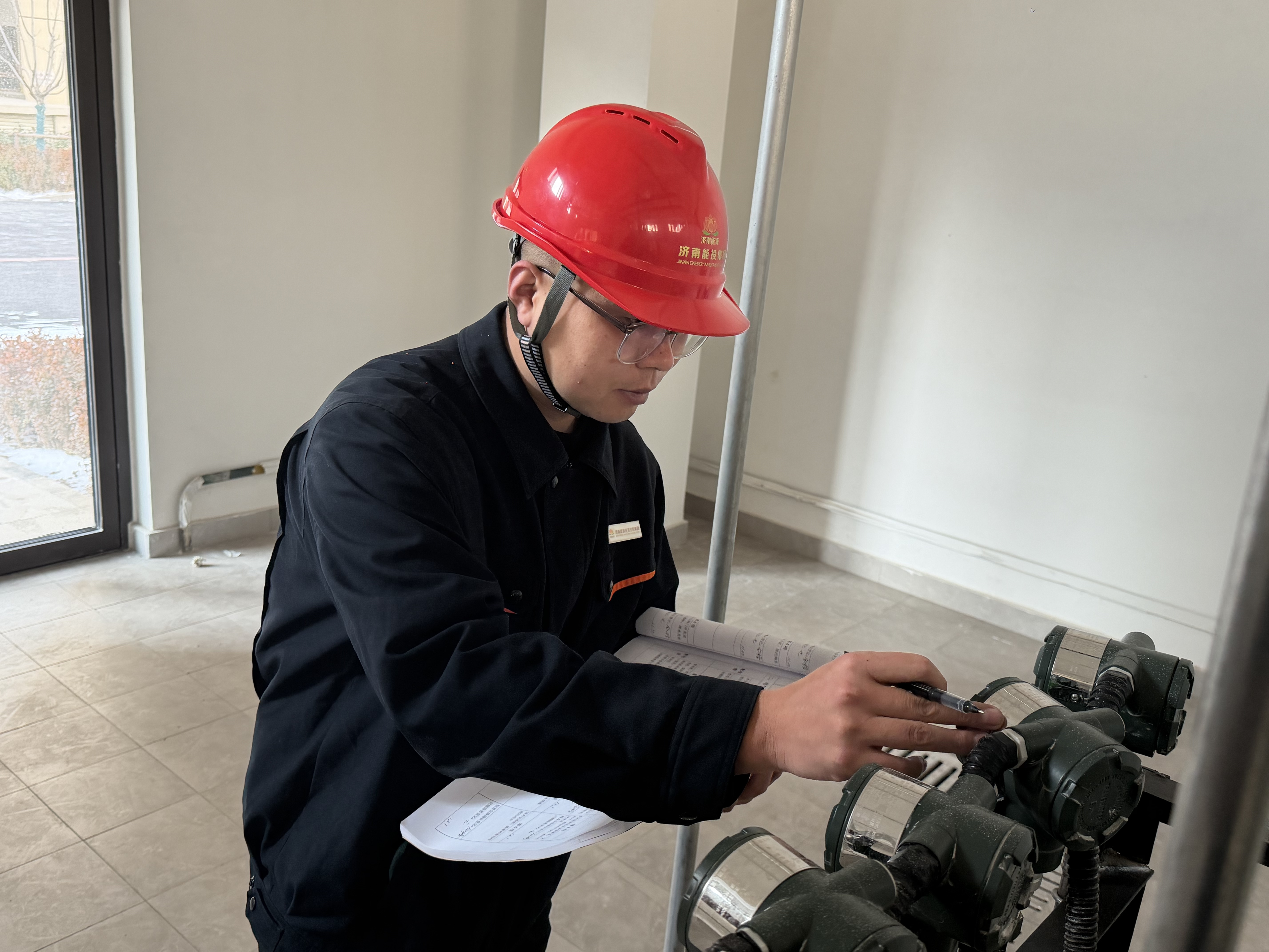 鉴黑担保网(jhdbw)·最具权威唯一维权担保平台